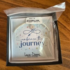 NWT Luca + Danni Daisy Beaded Stretch Anklet